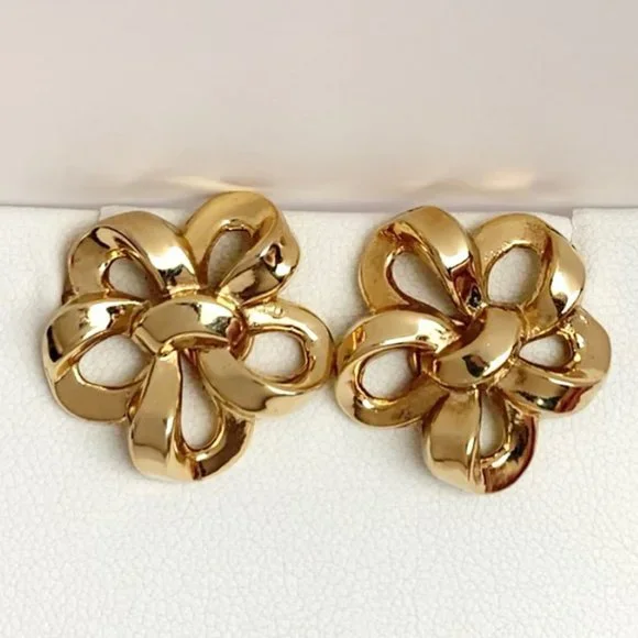 CROWN TRIFARI 1960s - Gold tone Ribbon Flowers - Picture 2 of 7